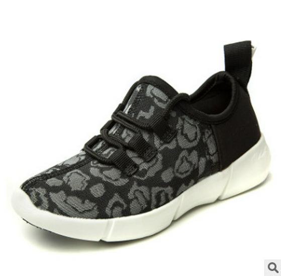 2024 Spring-Summer LED Luminous Shoes for Men & Women – USB Charging Colorful Light-Up Casuals & Coconut Couple Footwear