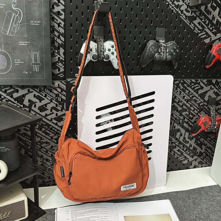 New women's fashion dumpling bag simple versatile waterproof large capacity nylon cloth shoulder messenger bag