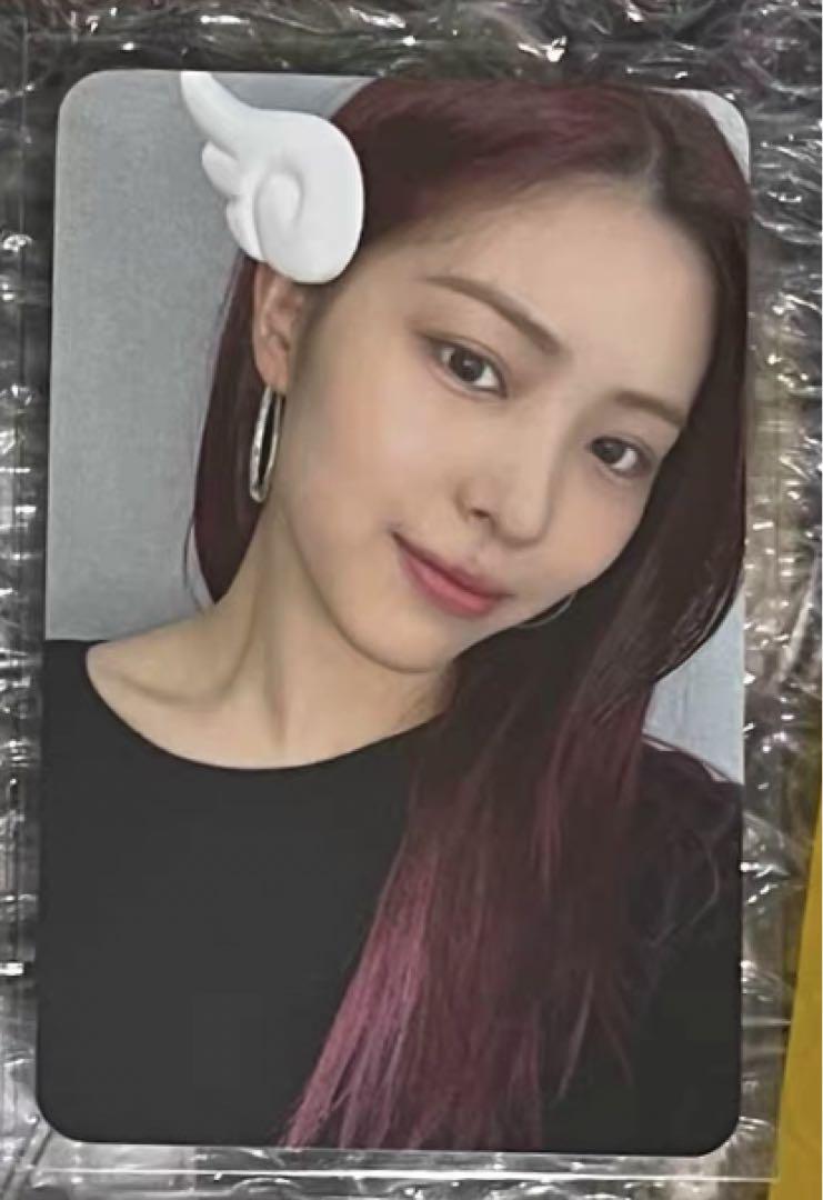 

[USED] itzy GWBG withmuu 1.0 Bonus Trading Card Ryujin A