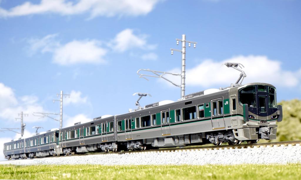 KATO N Gauge 227 Series 1000 Series SD Formation Set Railway Model Train 2-Car 10-1904