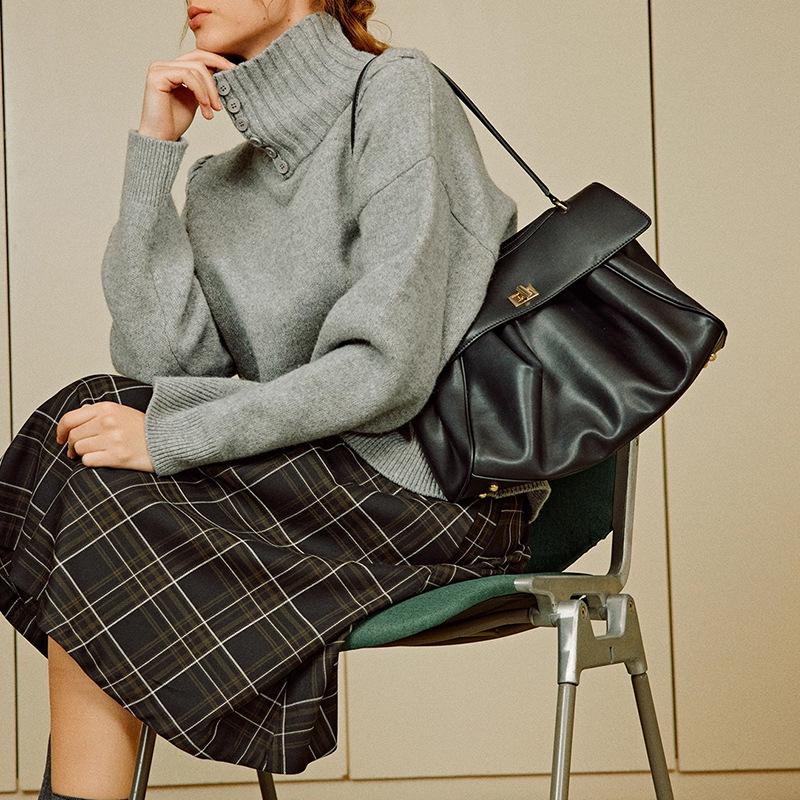 Large capacity tote bag women's first layer cowhide soft surface commuter armpit bag high-end leather portable shoulder messenger bag