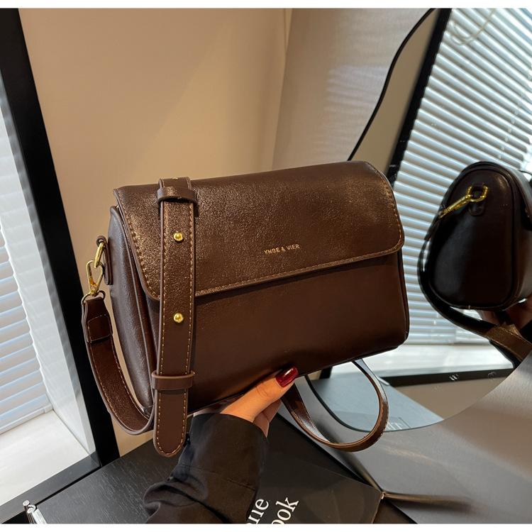 

Жіноча сумка в стилі ретро осінь-зима 2024 нова універсальна сумка через плече елітна жіноча невелика квадратна сумка для поїздок темно-коричневого кольору