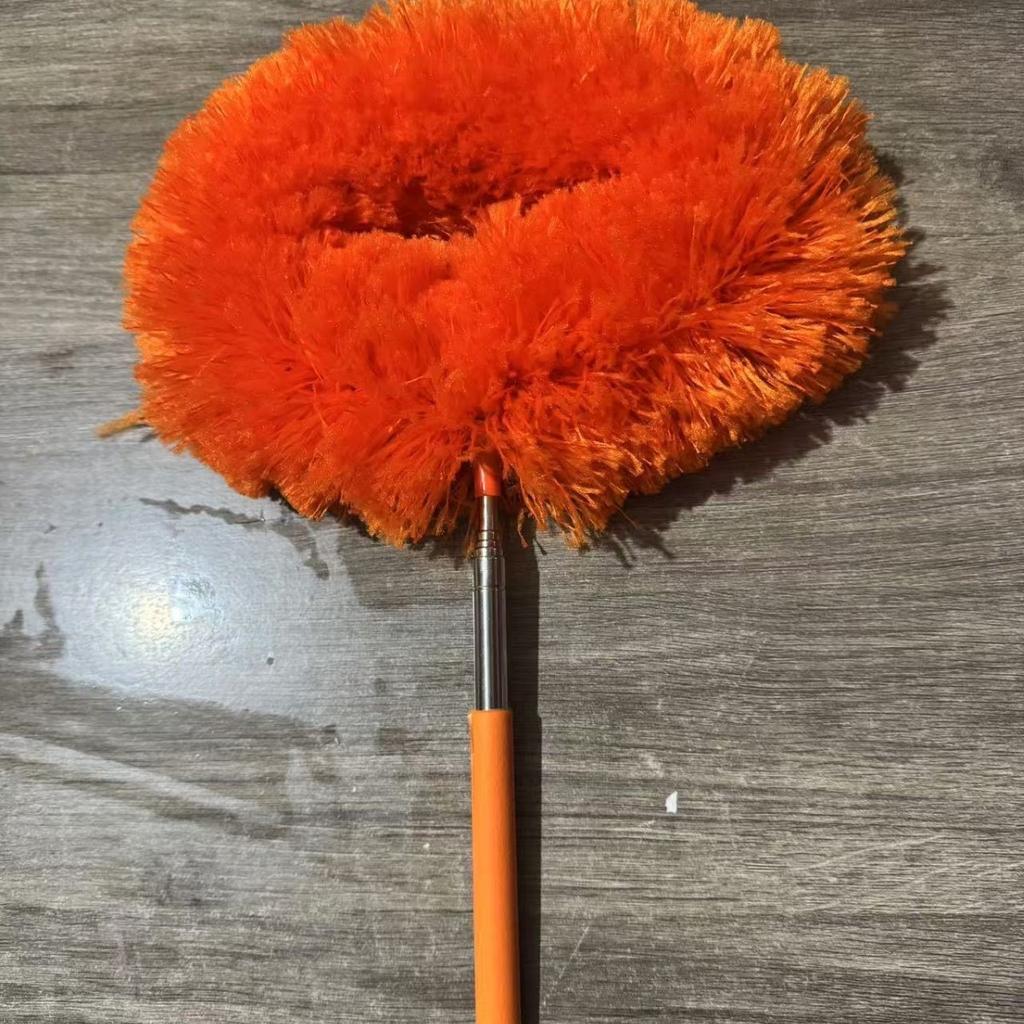 Mikrofaser-Staubwedel für Deckenventilatoren lässt sich bis zu einer wiederverwendbaren und saubereren Staubbürste mit langem Griff für müheloses Reinigen ausziehen