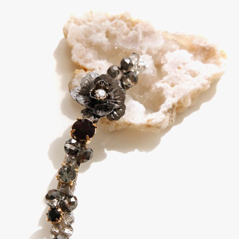 

J.Lauren Crystal Flower Auto Hair Pin H01272 single type