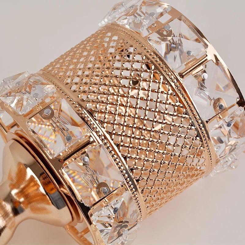 Luxury Classic Metal Candle Holders Vintage Golden Candlestick Home Decoration for Wedding Candelabra Crystal Candle Holder