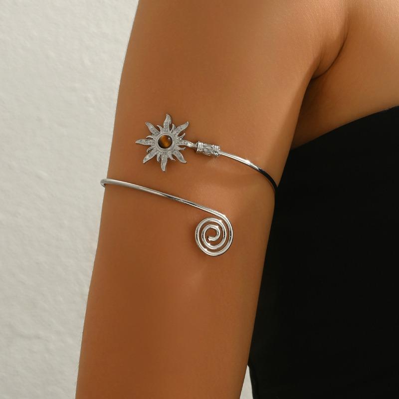 Retro Sunflower Bracelet Metal Jewelry Women's High-end Open Bracelet Adjustable Arm Ring