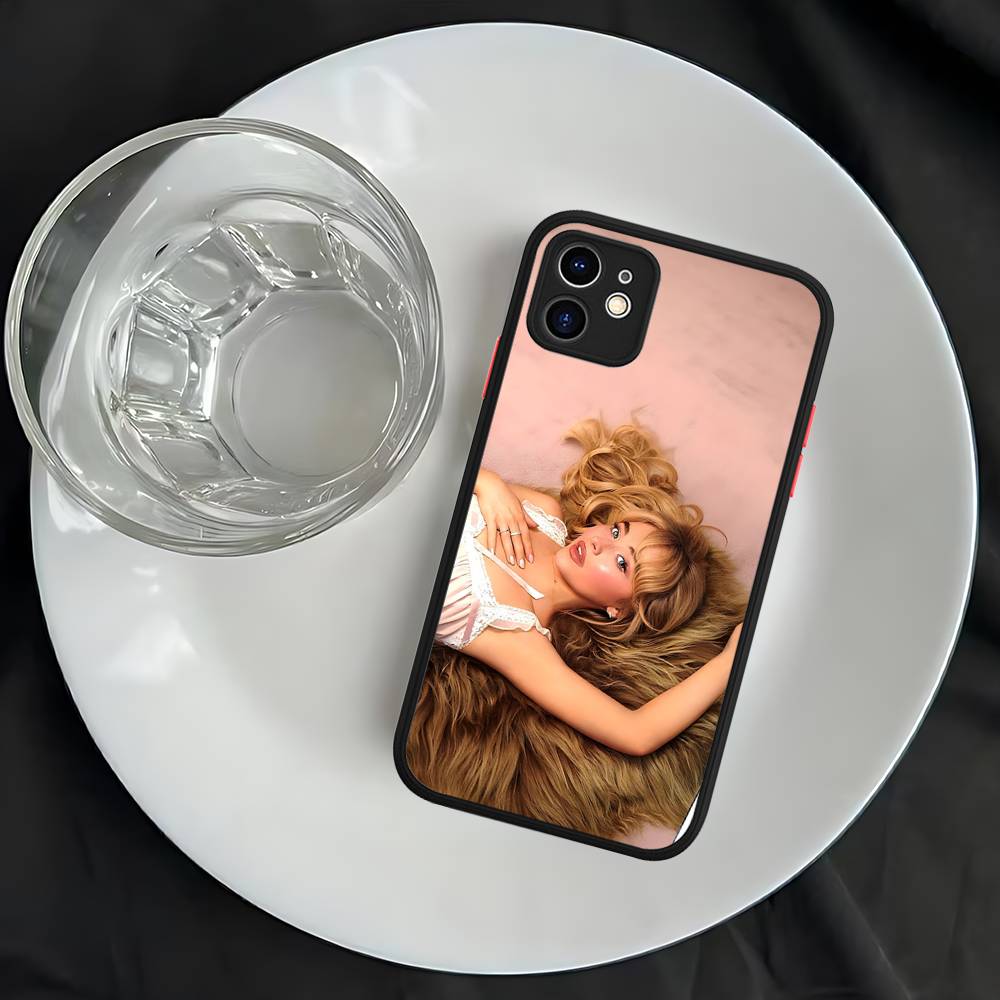 Singer S-Sabrina C-Carpenter For IPhone 16 13 15 11 12 14 Pro Max 15 16 Plus X XS MAX Matte Phone Cover
