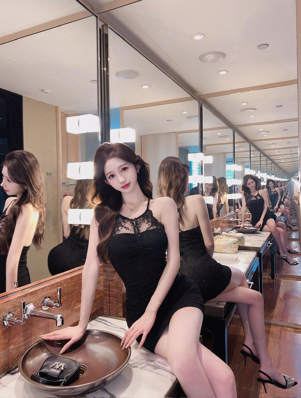 

Lace sleeveless dress women s summer small man shows high pure desire sexy hip tube top skirt L чорний