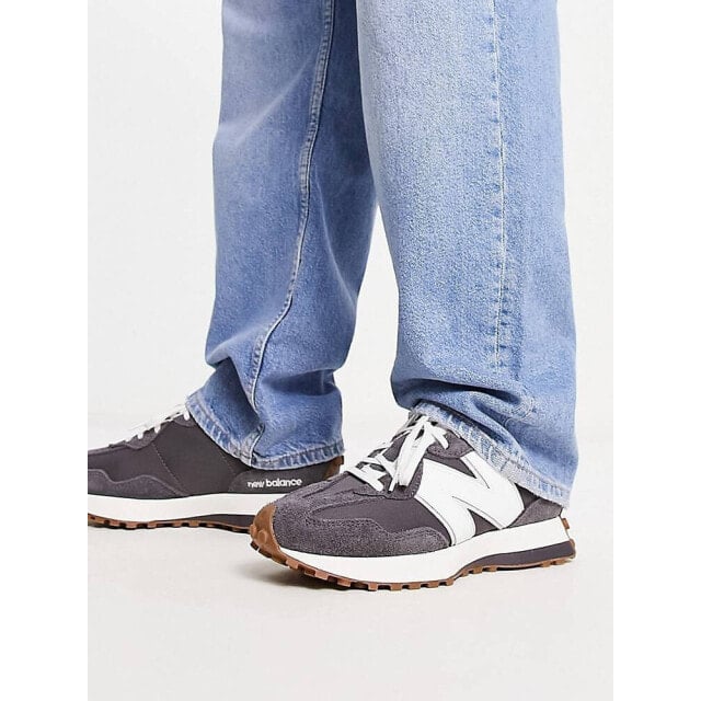 

Черно-белые кроссовки New Balance 327