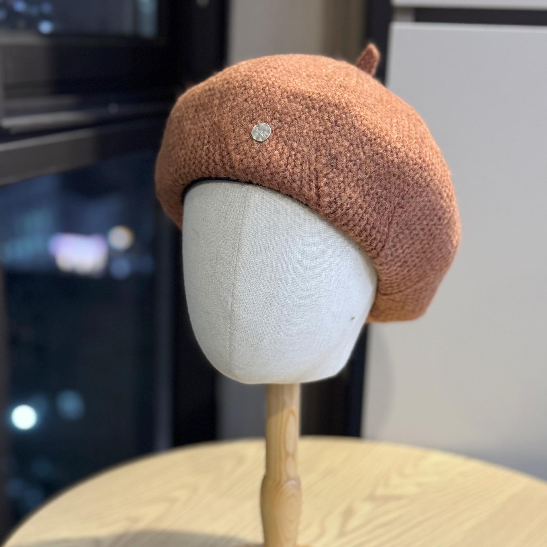 

New autumn and winter knitted beret for women, casual and artistic painter s hat, Korean version, versatile and face-slimming, trendy beret Adult54-60Adjustable помаранчевий