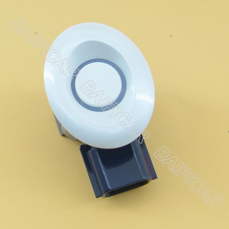 

New Genuine 1 PCS Front Radar Corner Sensor 8651A220WB For Mitsubishi 2016-2019 Pajero Montero Sport