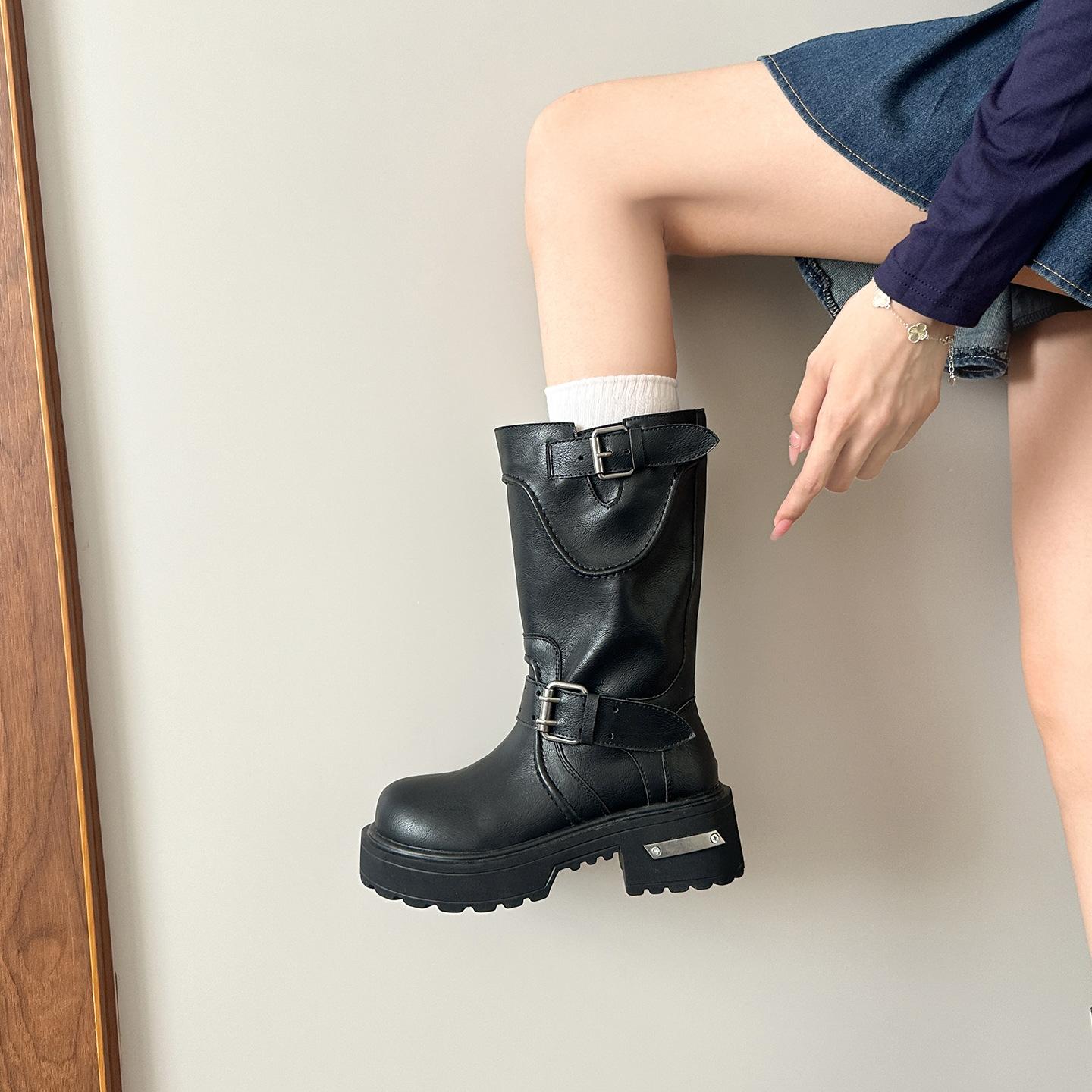 

Cowhide~ 2025 autumn retro locomotive boots women s belt buckle medium tube knight boots big head thick sole thick heel Martin boots 40