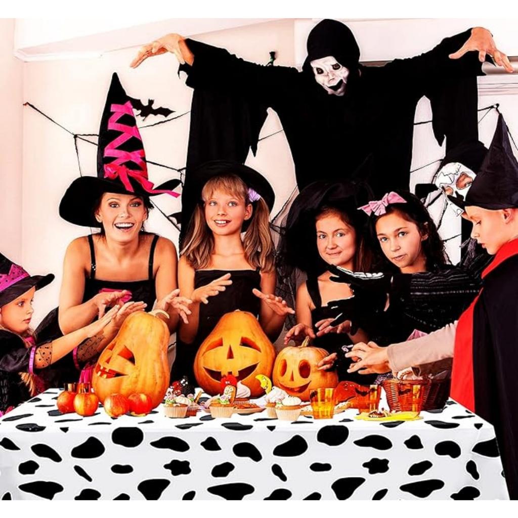 Animal Birthday Party Decorations 1.37X2.74m Cow Print Plastic Tablecloth,Plastic Table Cover for Farm Animal Themed Birthday Party Supplies