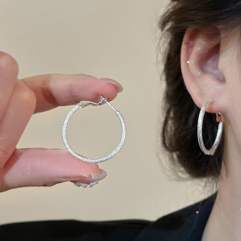Silver needle super flash zircon pearl geometric round flower earrings simple personality stud earrings niche design earrings women