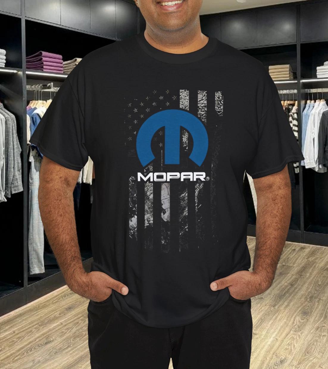 Men s Mopar Logo American Flag T-Shirt 3XL