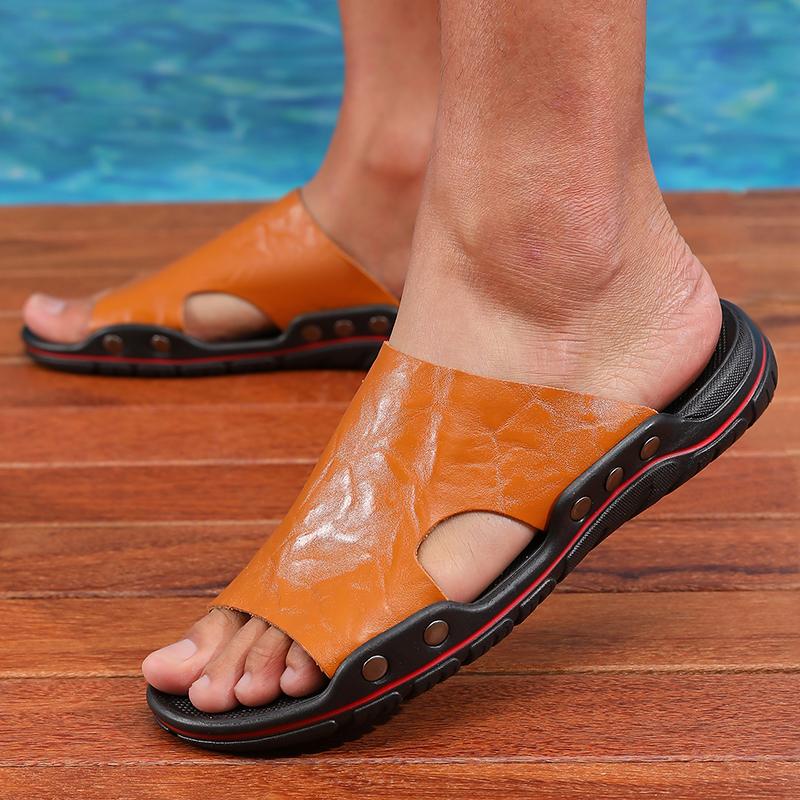

Men s Retro Slippers for Summer Outdoor Wear Trend Classic Leather Design Beach Outdoor Comfort Anti Slip Walking Shoes 38