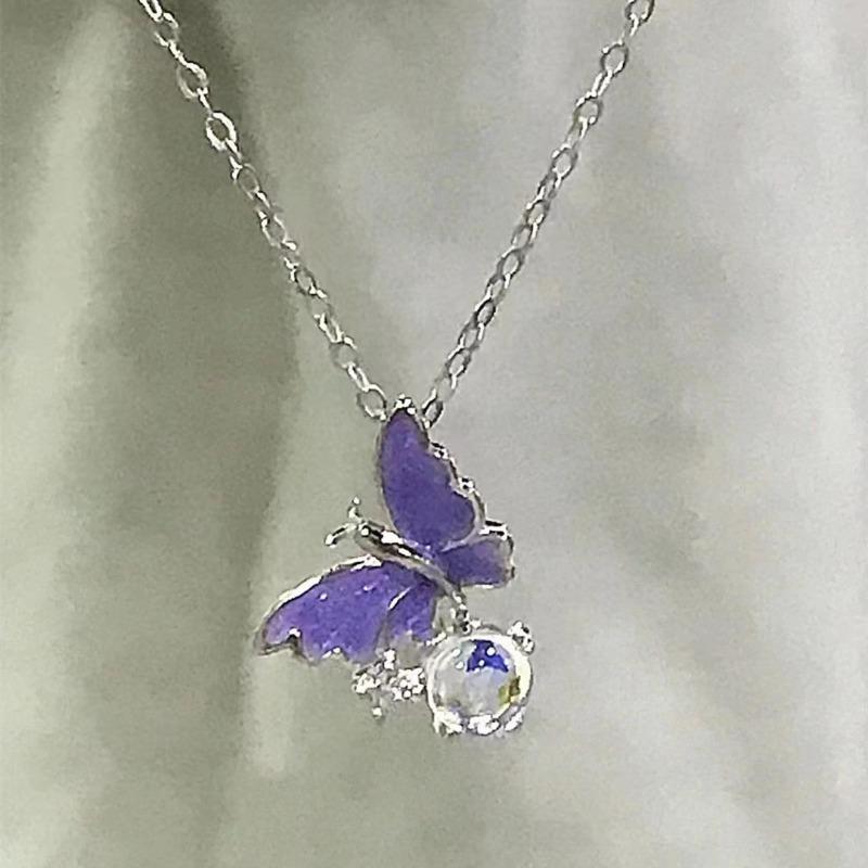 Bubble butterfly necklace female, niche design temperament flash diamond butterfly collarbone chain for girls