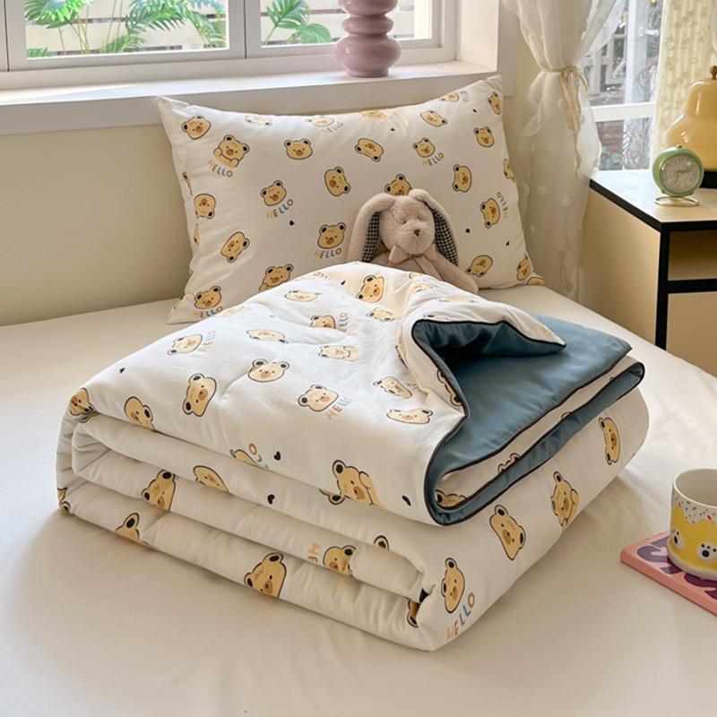 Dog Tulip Bear Rabbit Strawberry Fruit Pattern Printed Air Conditioner Quilt