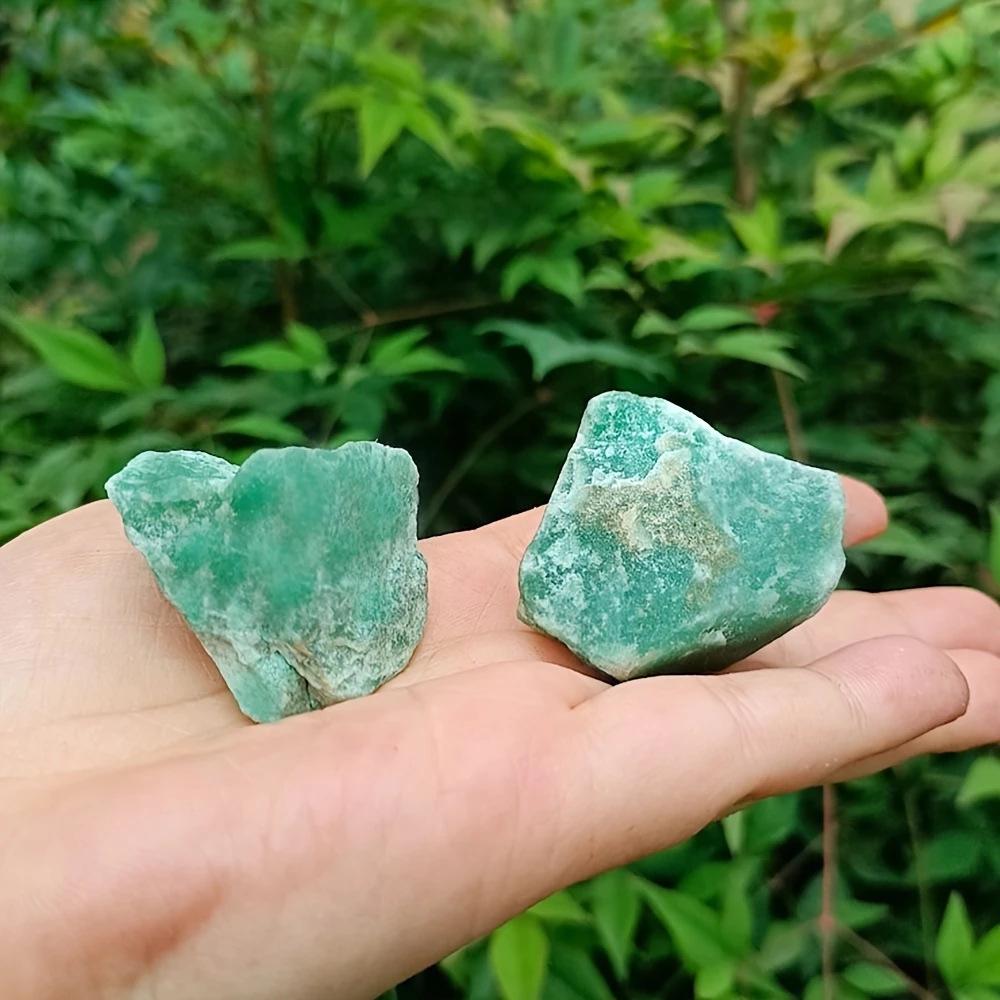 Natural Green Aventurine Large Crystal Incense Diffuser Stone for Home Decoration 2-3 cm, 100g