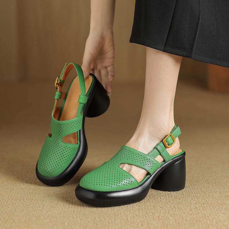 Baotou Sandals Women`s Word Summer Belt