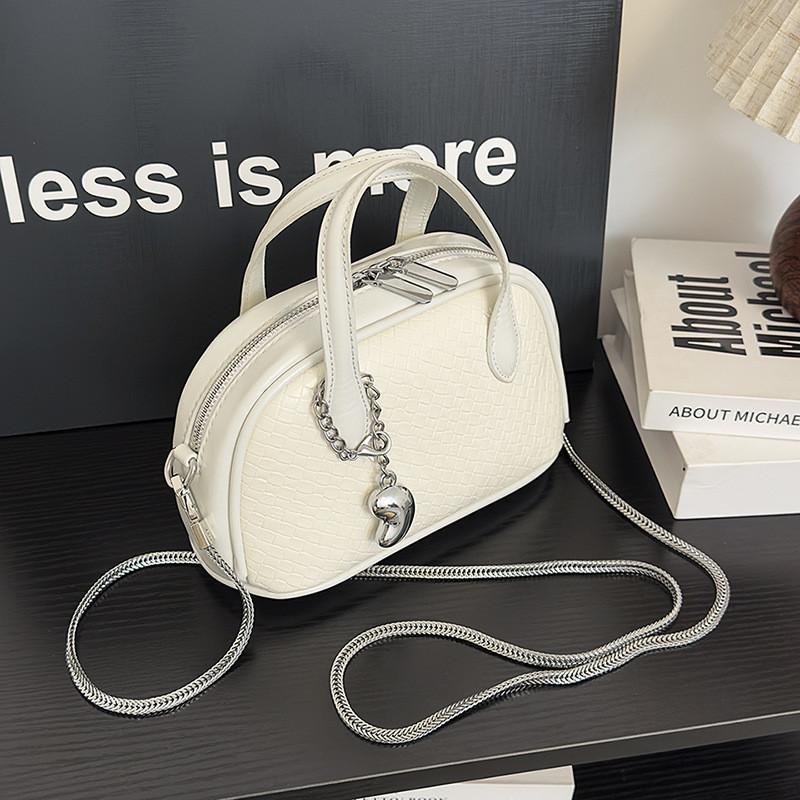 IELGY Summer Fashion Portable Woven Pattern Shell Bag Chain Shoulder Messenger Bag