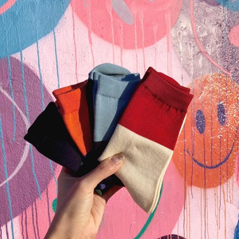 Unisex Color Two-Block Socks beige