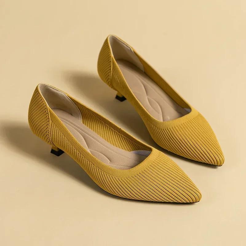 Fashion Women's Solid Color Flat Shoes Casual Fashion Breathable Non Slip Rubber Sole Pointed Non-Slip Comfortable Spring and Autumn