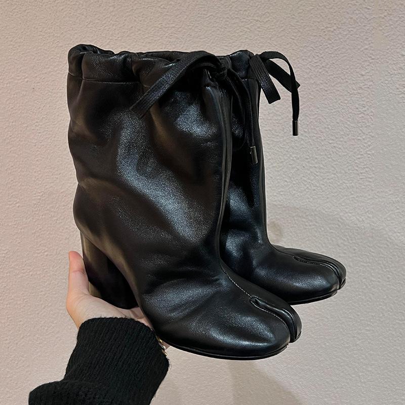 2026 Nuovi Stivali Tabit da Donna Designer Coulisse Tacco Grosso Punta Divisa Stivaletti alla Caviglia Moda Autunno Inverno Scarpe Stile Street