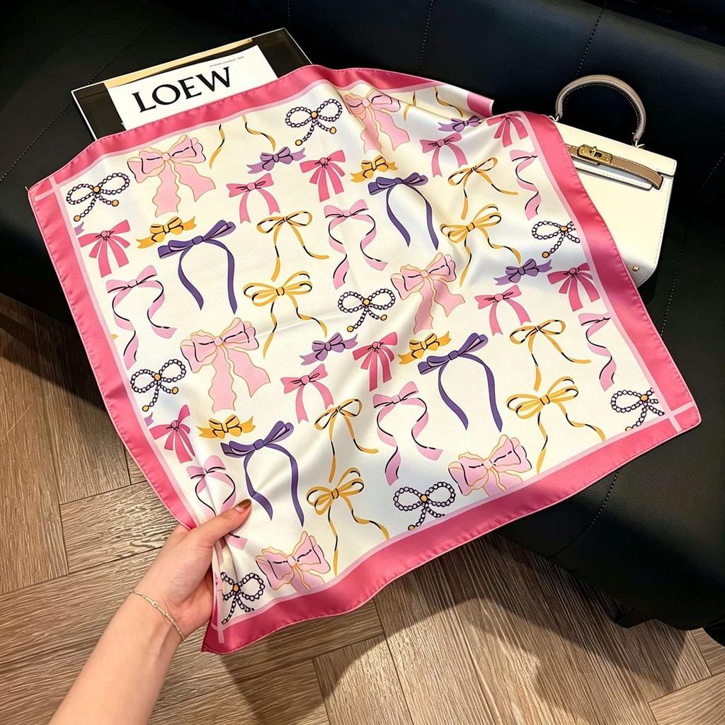 New old money wind chain neck scarf women's commuting versatile soft silk scarf neck protection shawl outer scarf