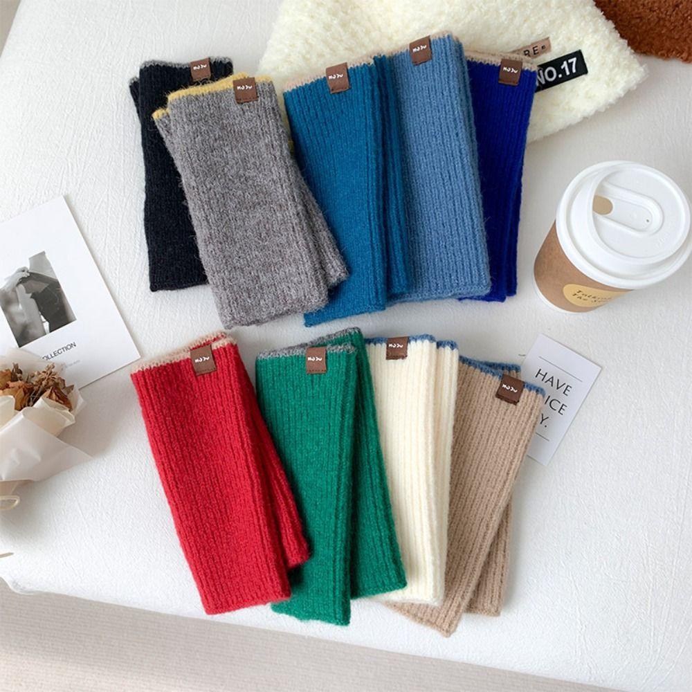 Cute Knitted Warm Half Finger Knitted Gloves Fingerless Solid Color Winter Fingerless Gloves Cashmere Thumb Hole Short Gloves