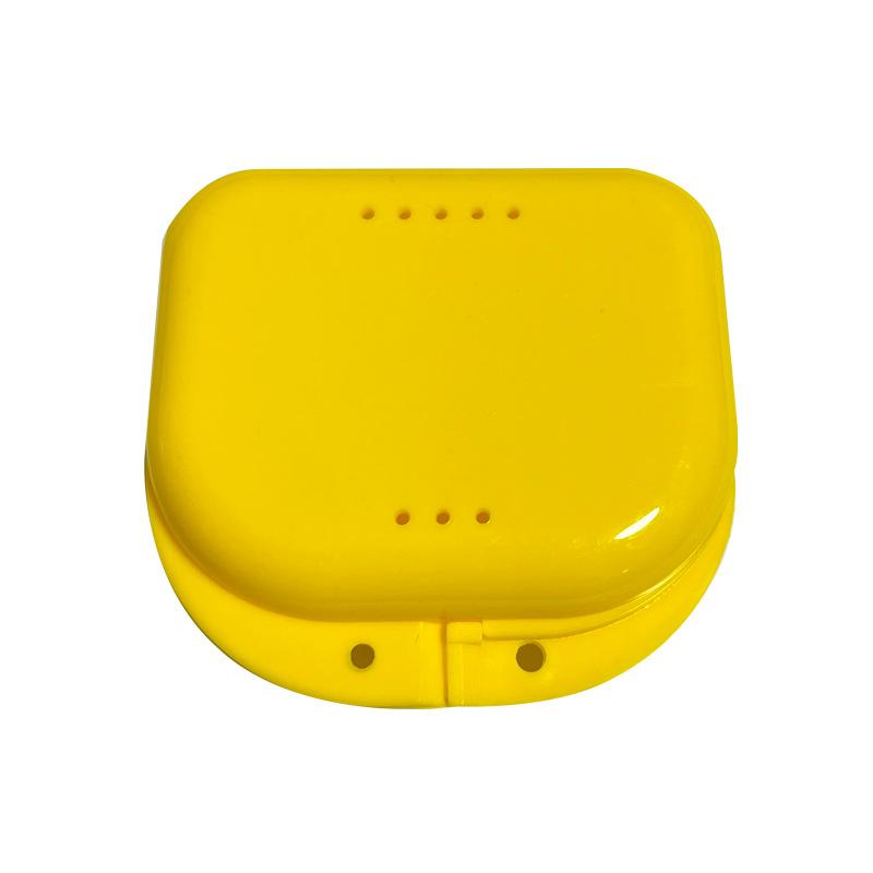 

1Pcs Plastic Retainer Case Dental Denture Box Portable Braces Orthodontic Case Dental Retainer Box For Old People жовтий