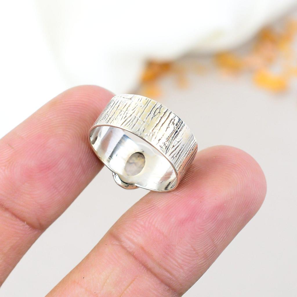 925 Sterling Silver Rainbow Moonstone Gemstone Oval Shape Textured Band Ring For Women