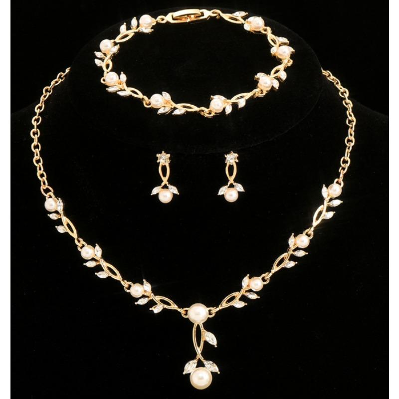 Women's Alloy Necklace and Earrings Set - Perfect for Brides At Wedding Banquets
