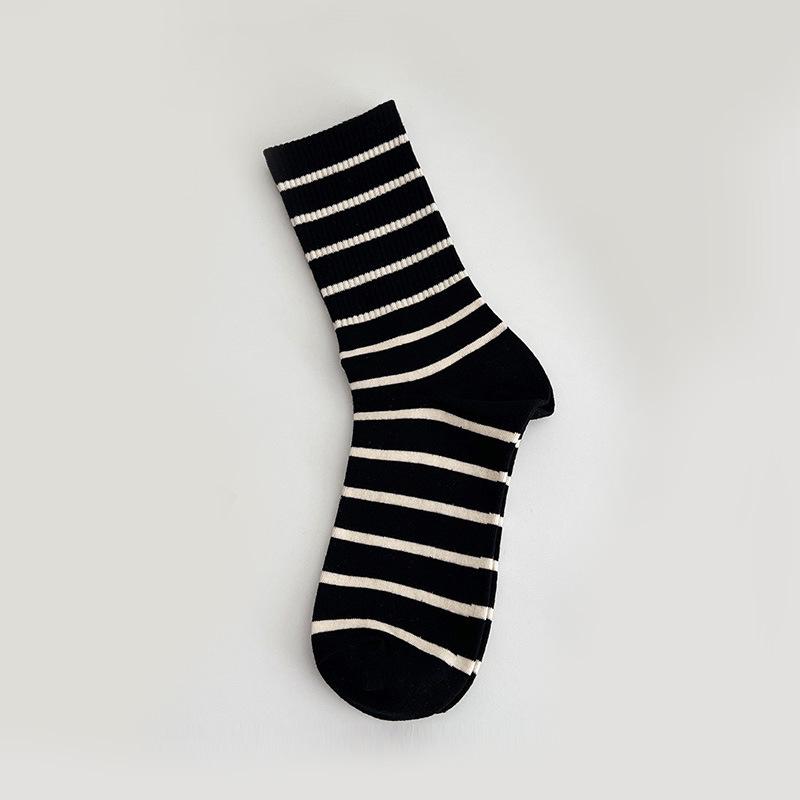 Damernas Vår- och Hösttrend Alla Sorters Randiga Tubsockor