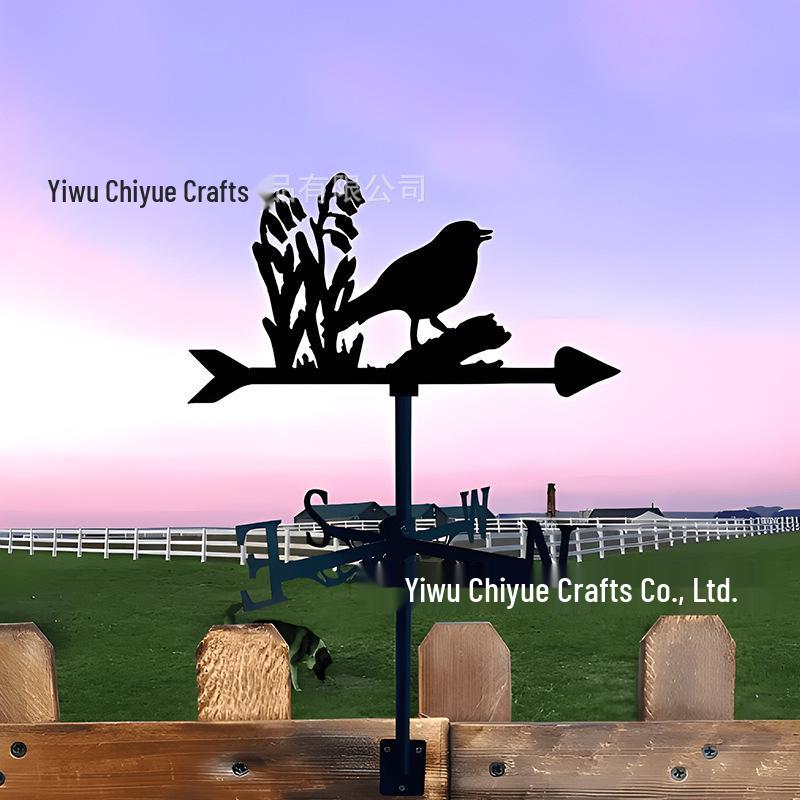 Weather Vane Ornament: Outdoor Wrought Iron Spray-Painted Roof Decoration Metal Craft