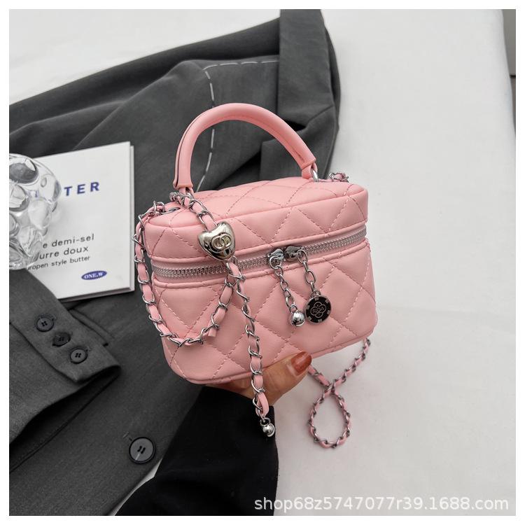 French Small Fragrance Korean Small Shoulder Bag High-end Women's Diamond Check Chain Tote Bag Fashion Texture Crossbody Bag