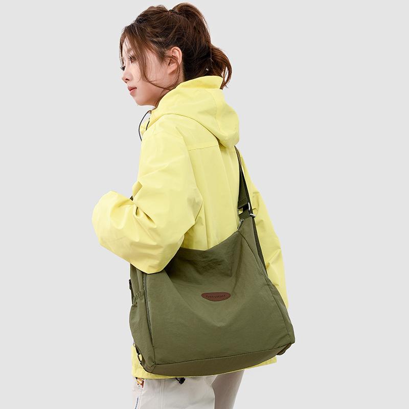 Omuz Çantası Kadın Büyük Kapasiteli Çok Amaçlı Spor Tote Çanta Çok Fonksiyonlu Hafif Sırt Çantası