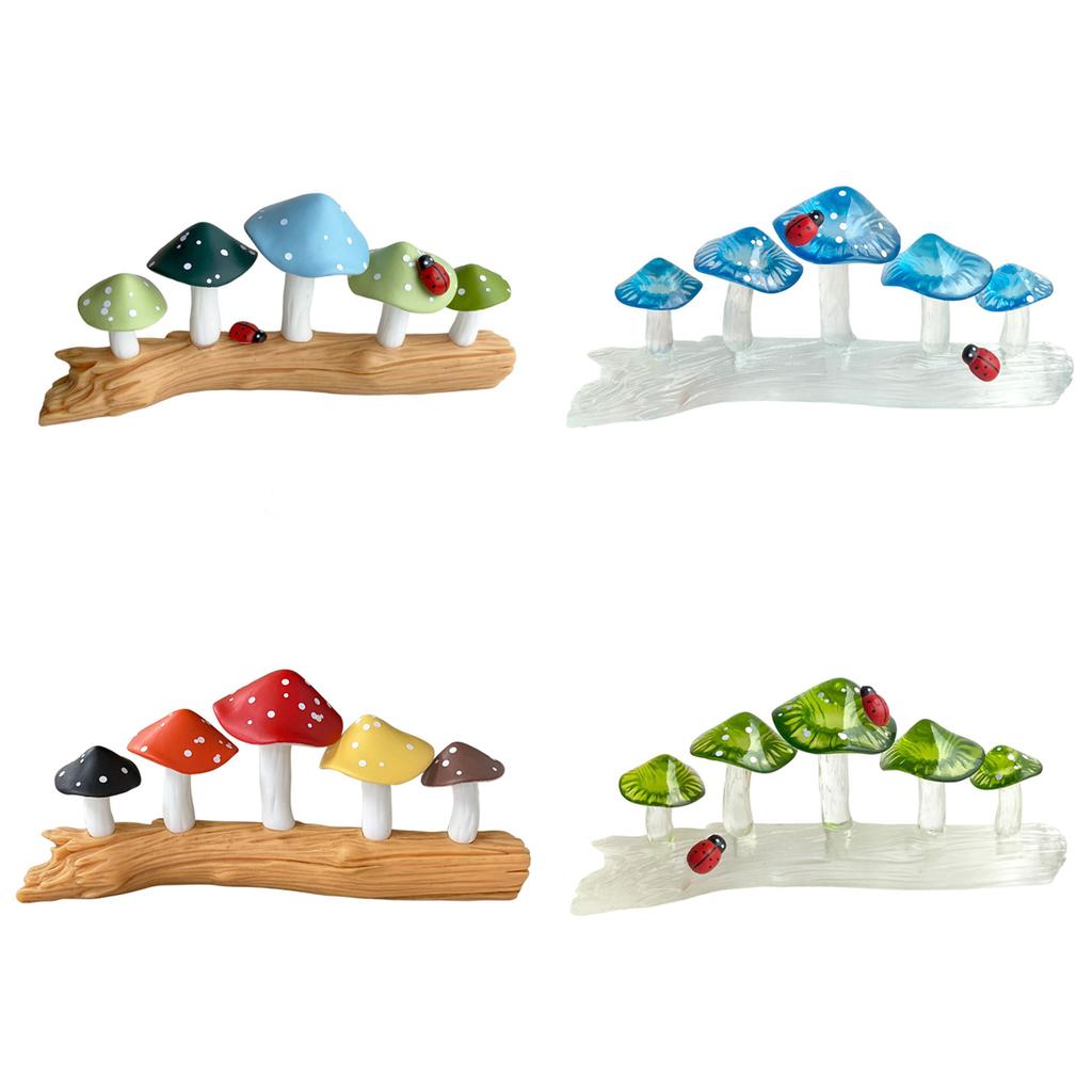 Bunte Pilze auf Baumstumpf Harze Miniaturfigur Sammlerstück Ornament für Heim-, Schreibtisch- und Landschaftsdekorationen