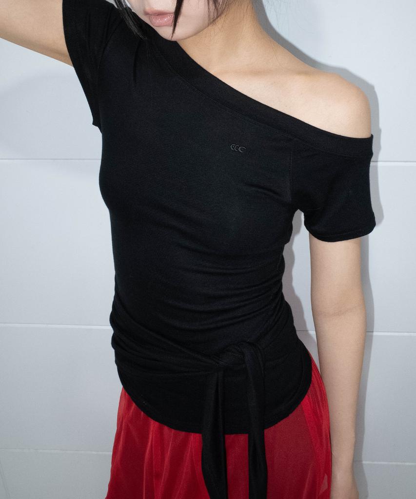 CHICKS Drape Strap One-Shoulder Short Sleeve Black