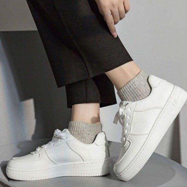 

Solid color little white shoes female spring student casual lace-up round head board shoes thick sole heightening sports shoes 35 белый