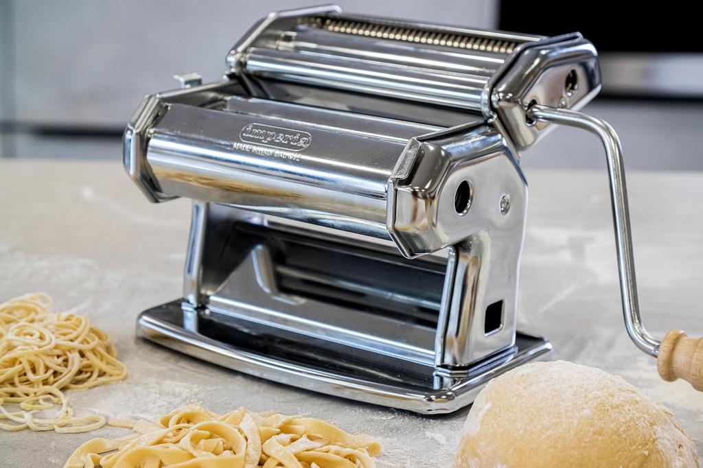 IMPERIA 150 Pasta Authentic Pasta Maker Italian-made Machine,