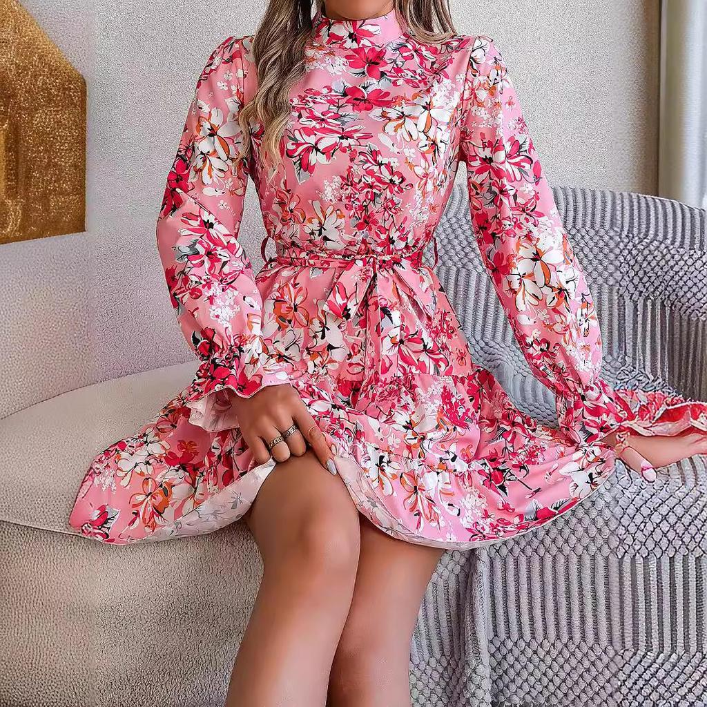 Elegantes A-Linien-Rüschenkleid mit floralem Muster, Stehkragen und tailliertem Bund für Herbst/Winter