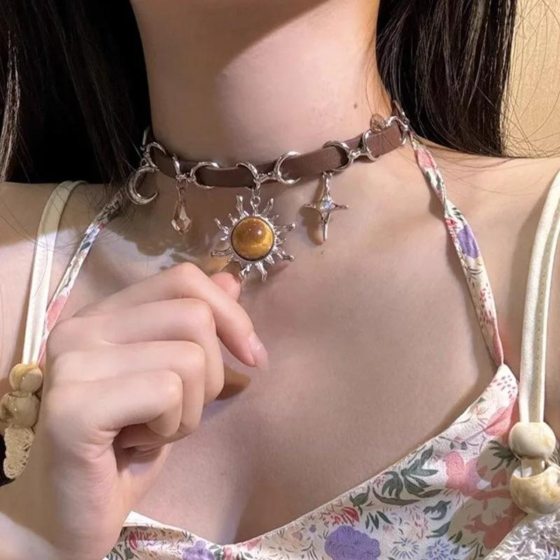 Punk Gothic Leather Sunflower Brown Necklace Stars Moon Vintage Pendant Chocker Necklaces for Women Fashion  Couple Gift