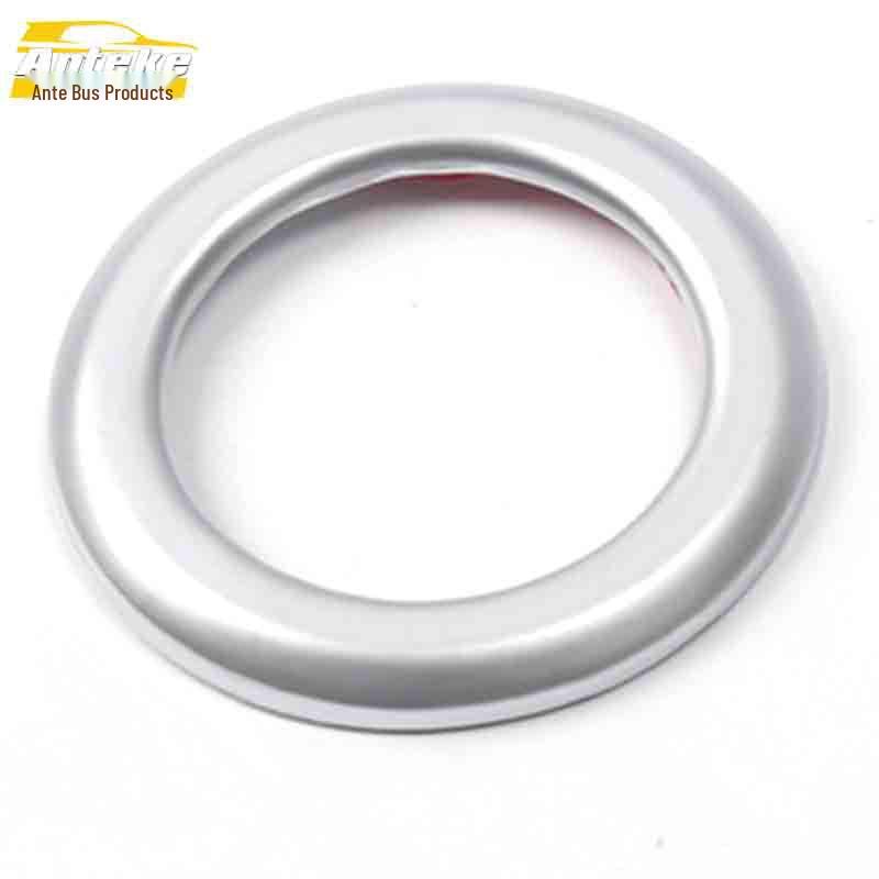 Декоративная подсветка кольца переключателя задних фонарей и крышки багажника