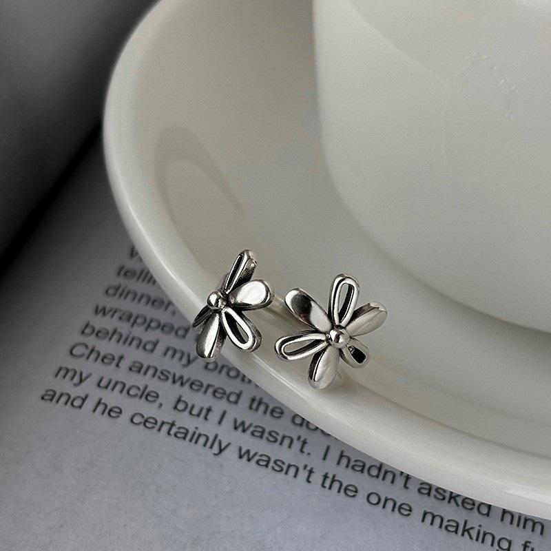 XIYANIKE Vintage Hollow Flower Open Finger Rings For Women Girl Fashion New Jewelry Lady Gift Party Dropship anillos mujer