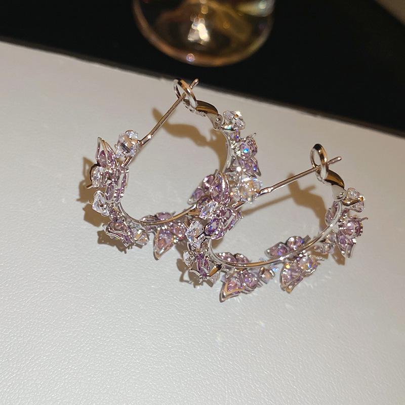 

Сережки-пусети Серце з цирконієм та стразами Срібна голка - Дизайн високої моди