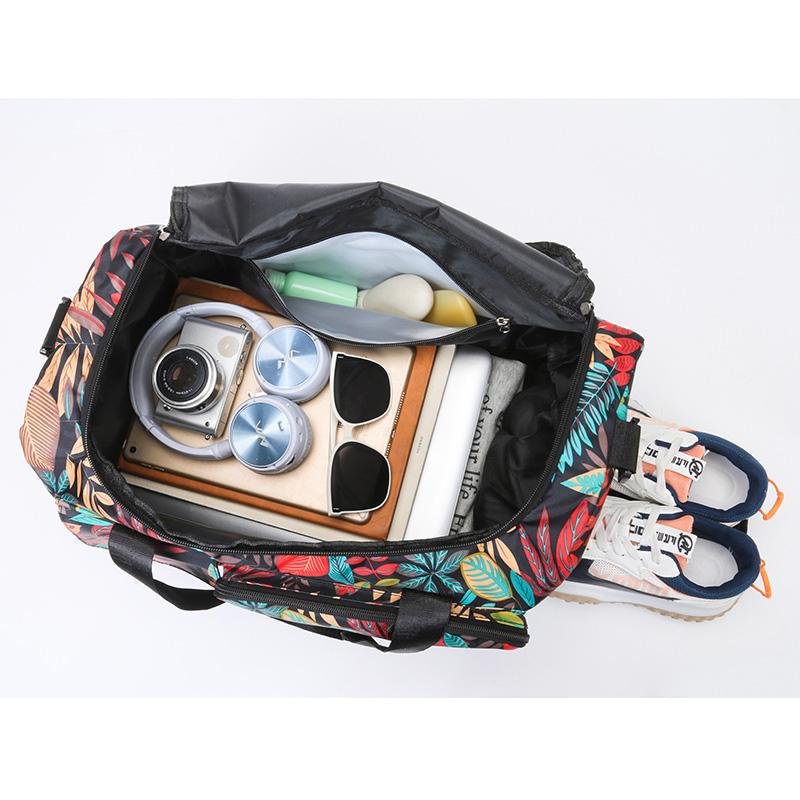 Oxford Fabric Travel Duffel Bag with Leaf Print Multiple Pockets Waterproof Gym Weekender Bag