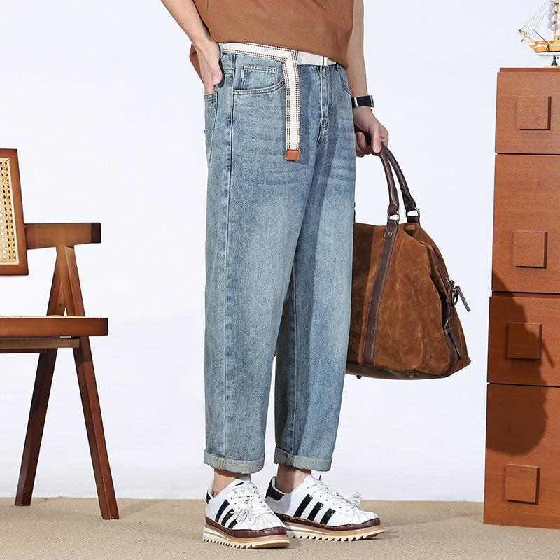 Loose New Spring and Summer Cone-shaped Back Pocket Embroidered Design Loose Jeans