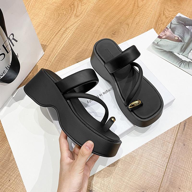 High-heeled set of toe cool slippers women's 2024 new summer French flip-flops muffin thick-soled Roman beach shoes