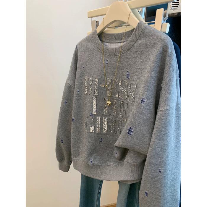 Pulovr s kulatým výstřihem s vyšívanými flitrovanými písmeny a fleecovou kapucí, tenký, ležérní a volný top pro ženy na jaro a podzim